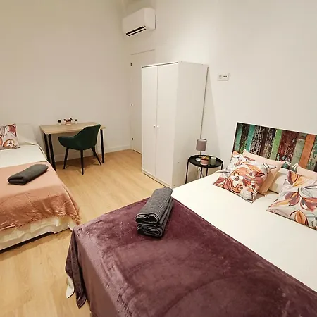 شقة سكنية Universitat Private *
