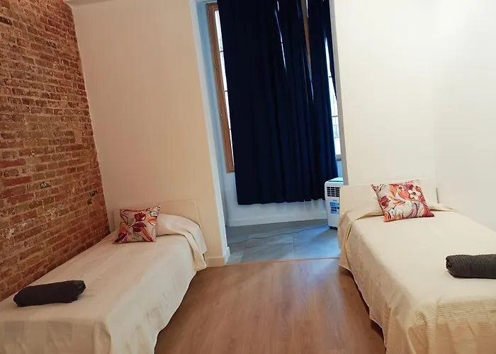 Universitat Private Condo